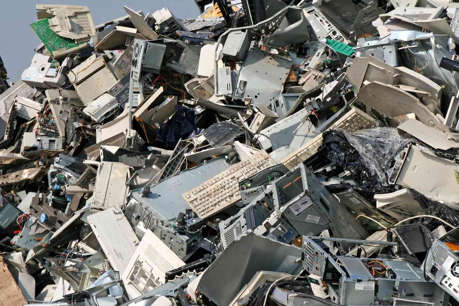 What Is E-Waste and Why Is It a Draw back?