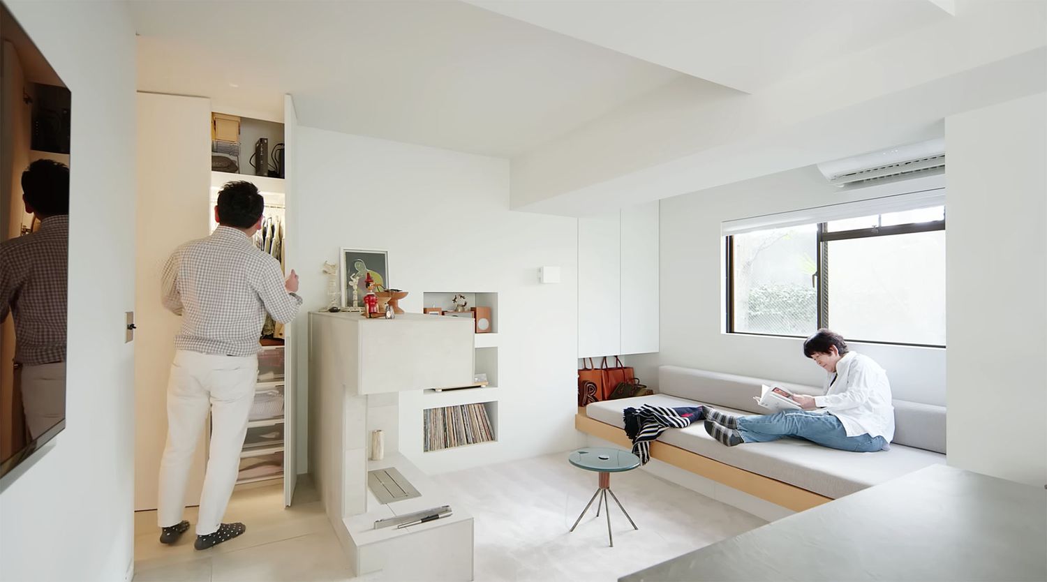 Small Home Reworked as an Intergenerational Dwelling for Two